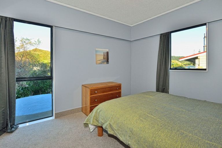 Photo of property in 9 Moana Drive, Mahia, 4198