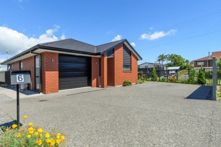 Photo of property in 6 Watene Way, Welcome Bay, Tauranga, 3112