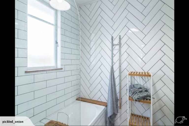 Photo of property in 6 Riwai Street, Paraparaumu, 5032