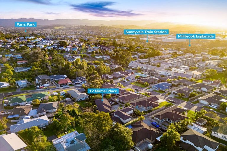 Photo of property in 12 Nirmal Place, Sunnyvale, Auckland, 0612