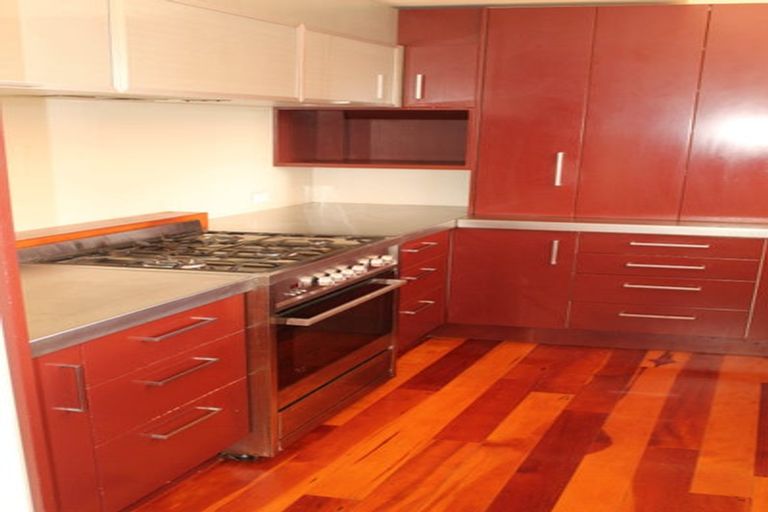 Photo of property in 37 Gledstane Road, Stanmore Bay, Whangaparaoa, 0932