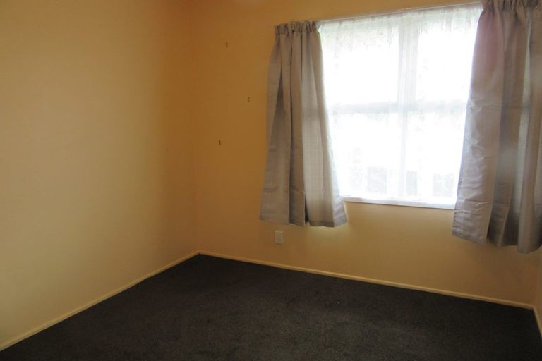 Photo of property in 14 Lindis Place, Mangere Bridge, Auckland, 2022