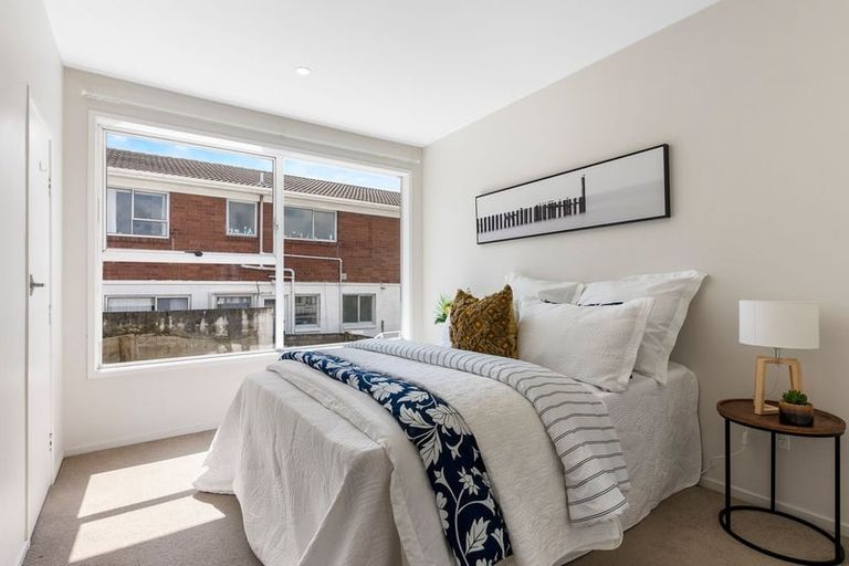 Photo of property in 9 Keldale Place, Forrest Hill, Auckland, 0620