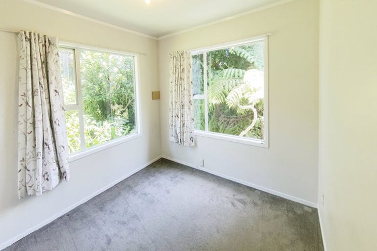 Photo of property in 27 Glencourt Place, Glenfield, Auckland, 0629