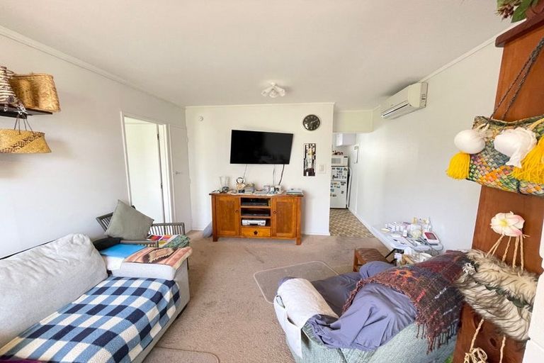 Photo of property in Mahora Court Flats, 25 Mahora Street, Kilbirnie, Wellington, 6022