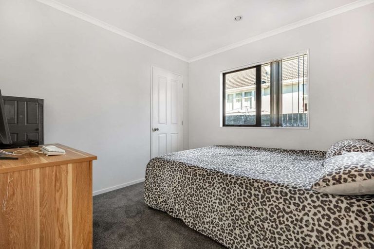 Photo of property in 45a Porchester Road, Papakura, 2110