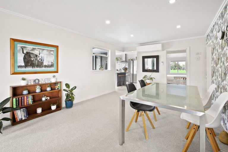 Photo of property in 1385 South Road, Kaitake, New Plymouth, 4374