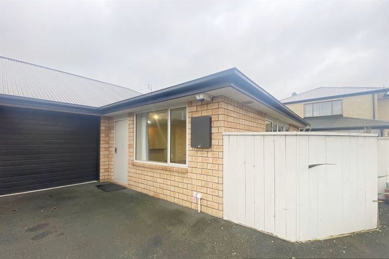 Photo of property in 52 Somerville Crescent, Aidanfield, Christchurch, 8025
