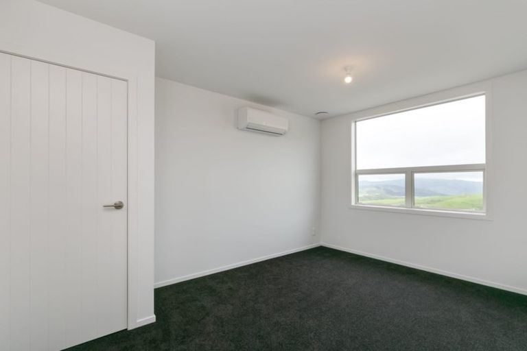 Photo of property in 76 Cedarwood Street, Woodridge, Wellington, 6037