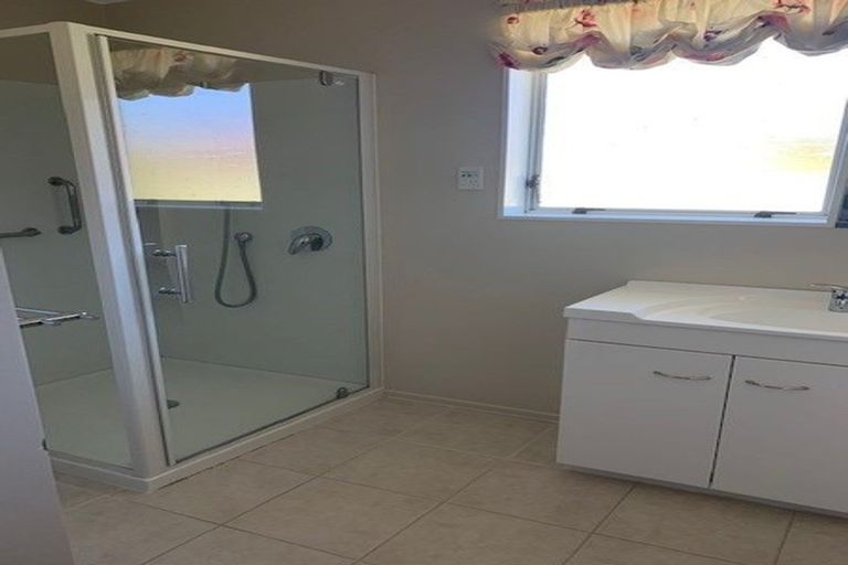 Photo of property in 68a Garden Road, Avalon, Lower Hutt, 5011