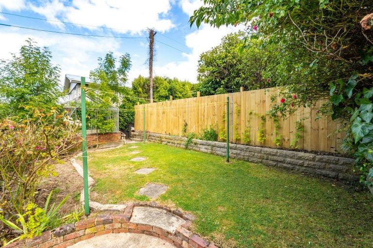 Photo of property in 23a Jellicoe Crescent, Kaikorai, Dunedin, 9010