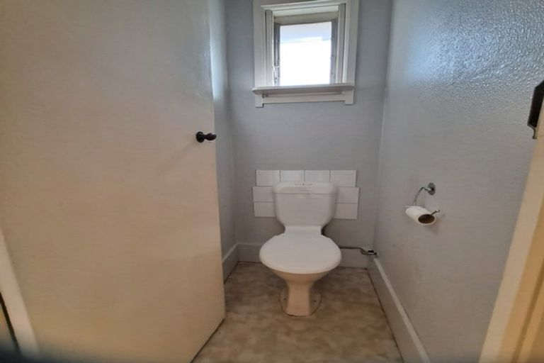 Photo of property in 5 Breadalbine Street, Balclutha, 9230