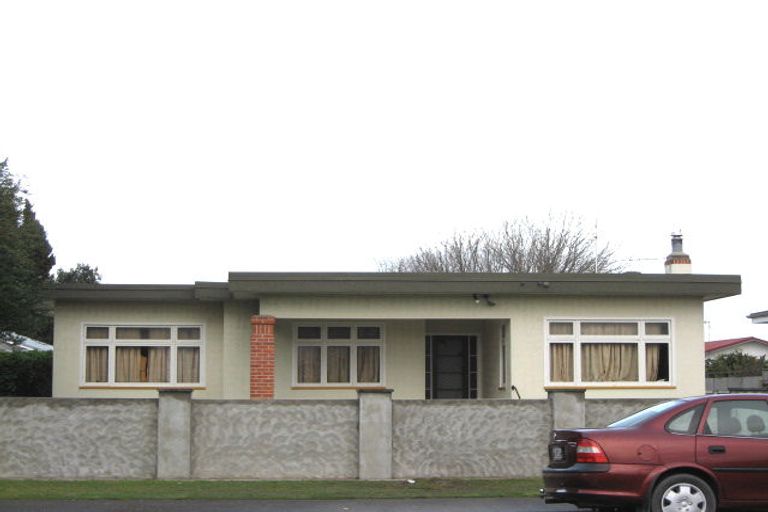 Photo of property in 810 Saint Aubyn Street West, Saint Leonards, Hastings, 4120