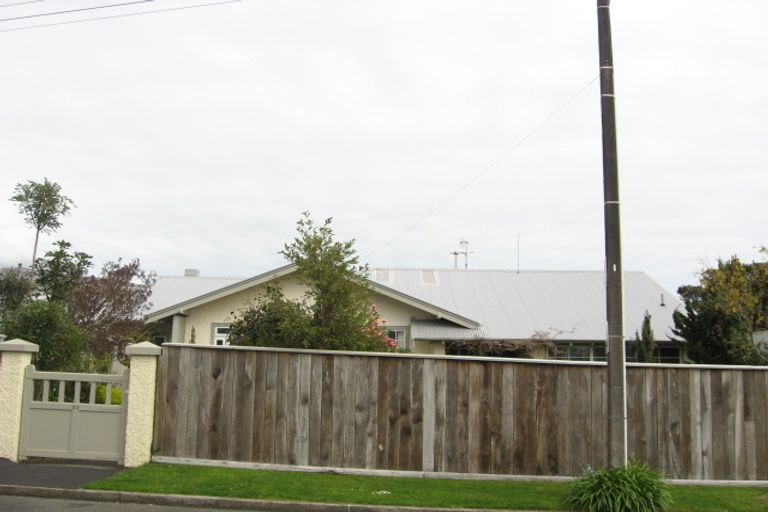 Photo of property in 22 Ridge Lane, New Plymouth, 4310