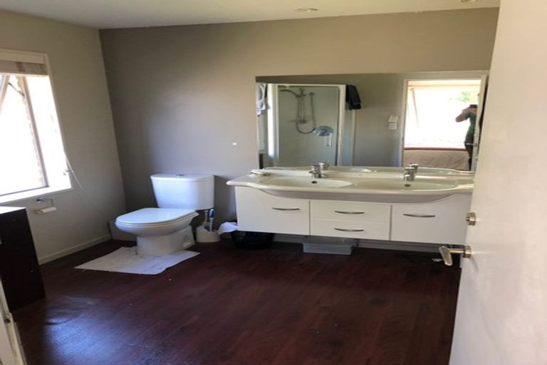 Photo of property in 20 Foresters Crescent, Parklands, Christchurch, 8083