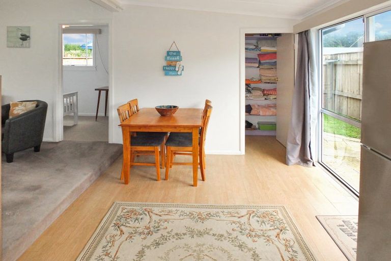 Photo of property in 3 Chrystall Street, Foxton Beach, Foxton, 4815