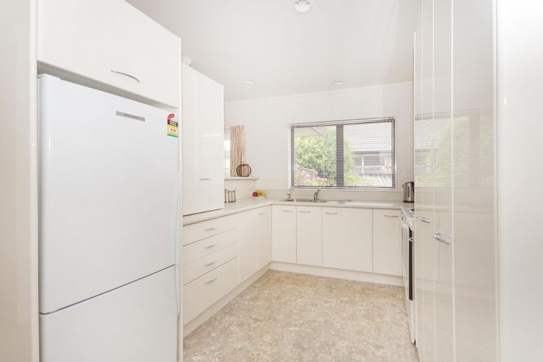 Photo of property in 9 Collie Road, Pukekohe, 2120