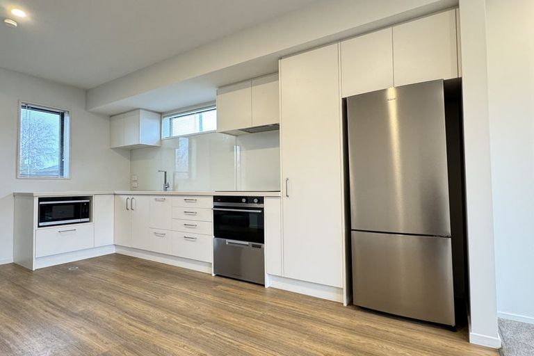 Photo of property in 4/6 Darvel Street, Riccarton, Christchurch, 8011
