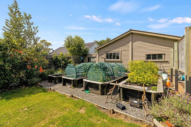 Photo of property in 26 Wanganui Road, Marton, 4710