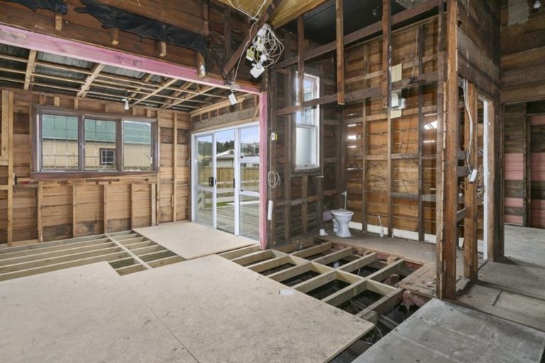 Photo of property in 482 Hillside Road, Caversham, Dunedin, 9012