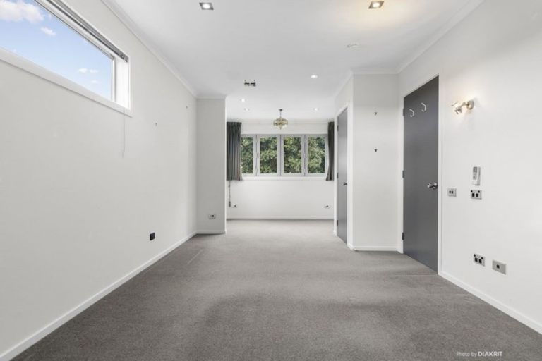 Photo of property in 69 Raukawa Street, Strathmore Park, Wellington, 6022