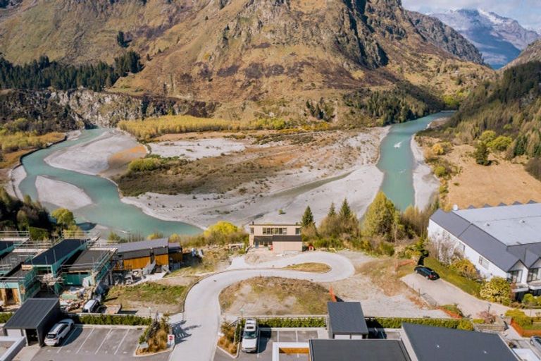 Photo of property in 7 Powder Terrace, Arthurs Point, Queenstown, 9371