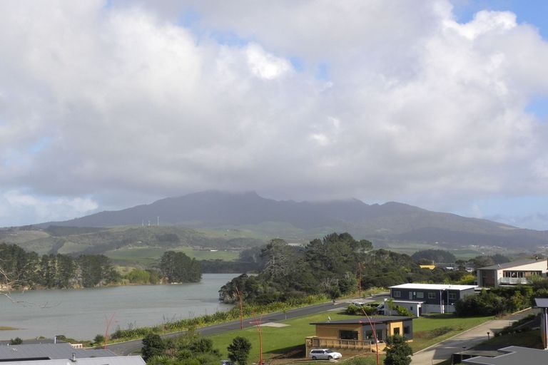 Photo of property in 8c Harakeke Place, Raglan, 3225