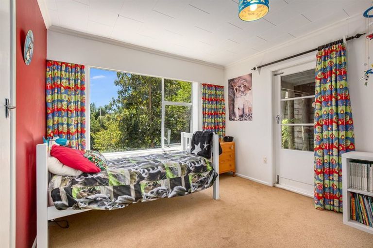 Photo of property in 3 Mira Grove, Paekakariki, 5034