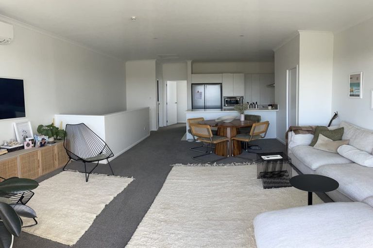 Photo of property in 31/1 Scott Road, Hobsonville, Auckland, 0616