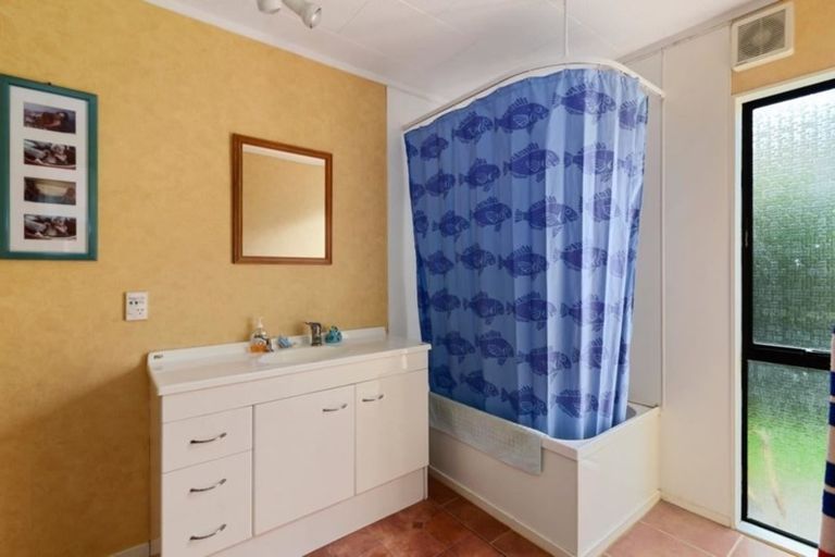 Photo of property in 41 Waitawa Place, Lynmore, Rotorua, 3010