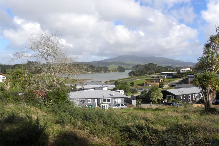 Photo of property in 8c Harakeke Place, Raglan, 3225