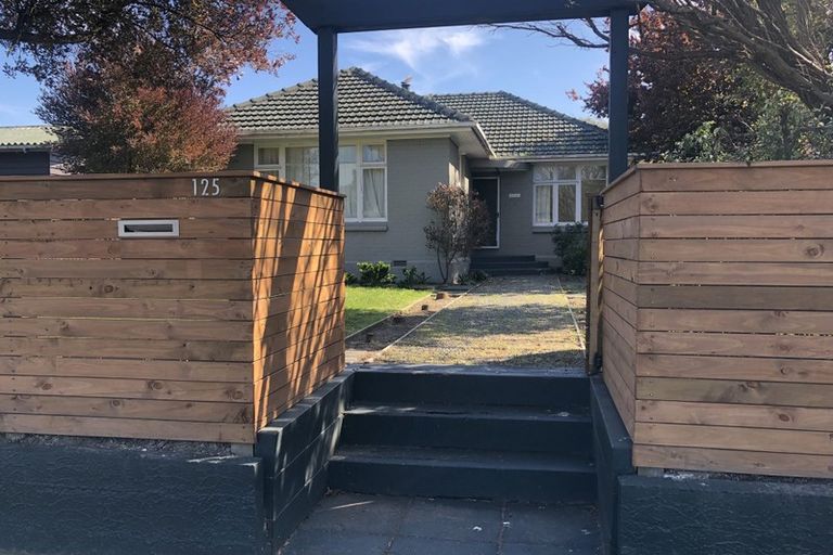 Photo of property in 125 Saint Martins Road, Saint Martins, Christchurch, 8022