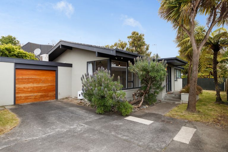Photo of property in 26b Ihaka Street, Hokowhitu, Palmerston North, 4410