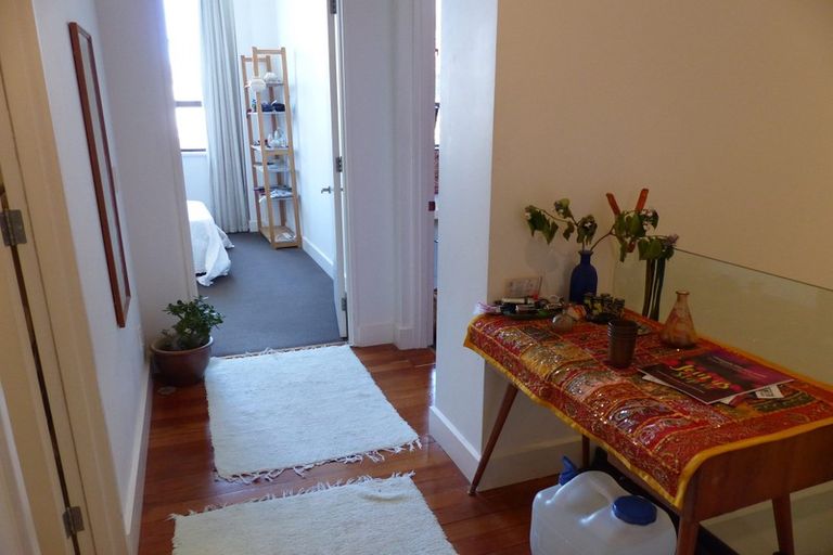 Photo of property in Augusta Apartments, 3/254 Willis Street, Te Aro, Wellington, 6011