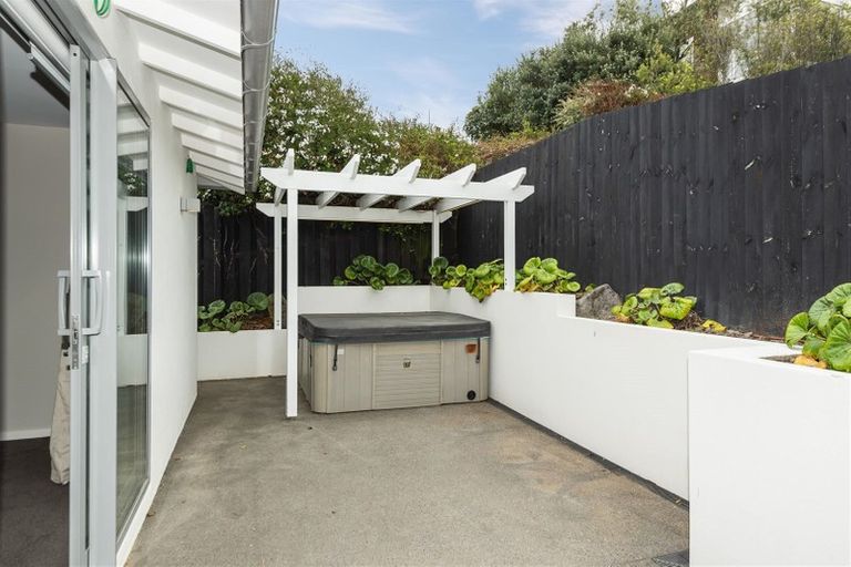 Photo of property in 220 Clifton Terrace, Clifton, Christchurch, 8081