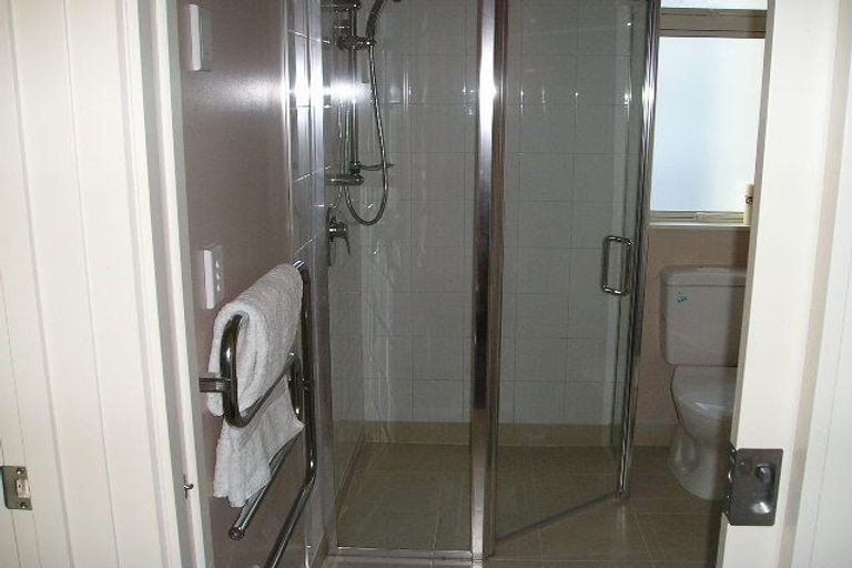 Photo of property in 2/383 Ilam Road, Bryndwr, Christchurch, 8053