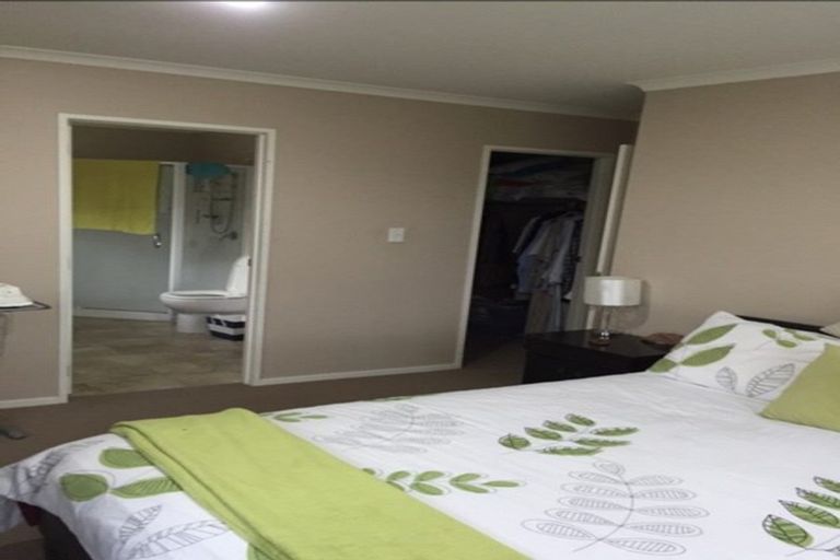 Photo of property in 18a Nicola Place, Mangere, Auckland, 2022