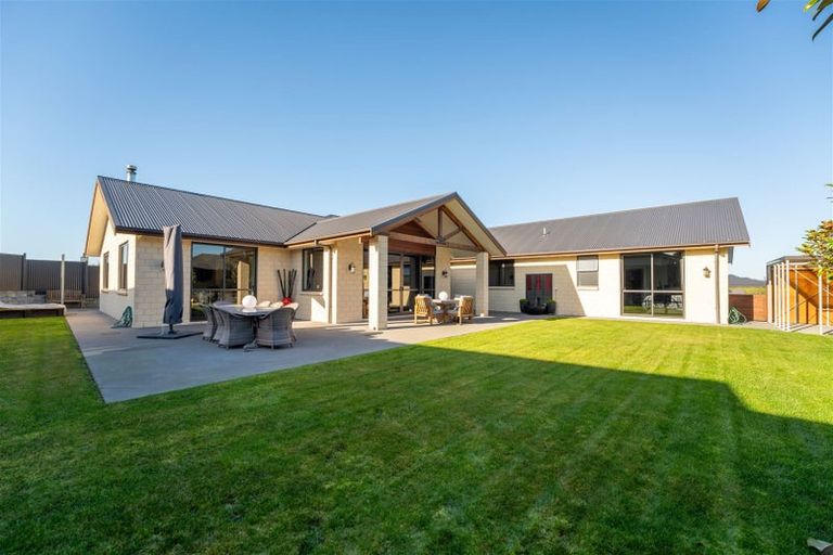 Photo of property in 10 Meadowstone Street, Gleniti, Timaru, 7910