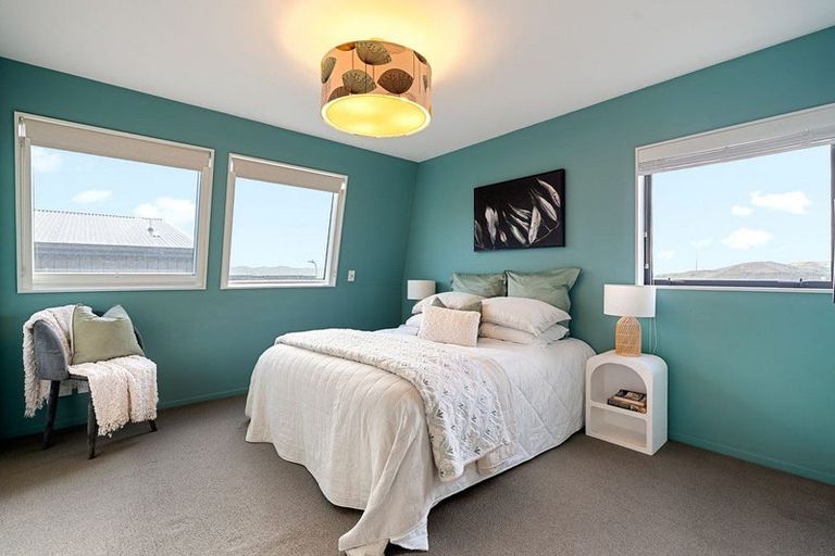 Photo of property in 17 Lacebark Lane, Woodridge, Wellington, 6037