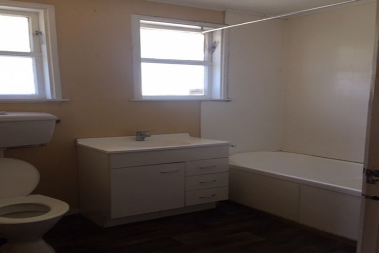 Photo of property in 124a Great South Road, Ngaruawahia, 3720