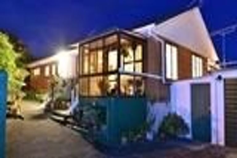 Photo of property in 53 West Hoe Heights, Orewa, 0931