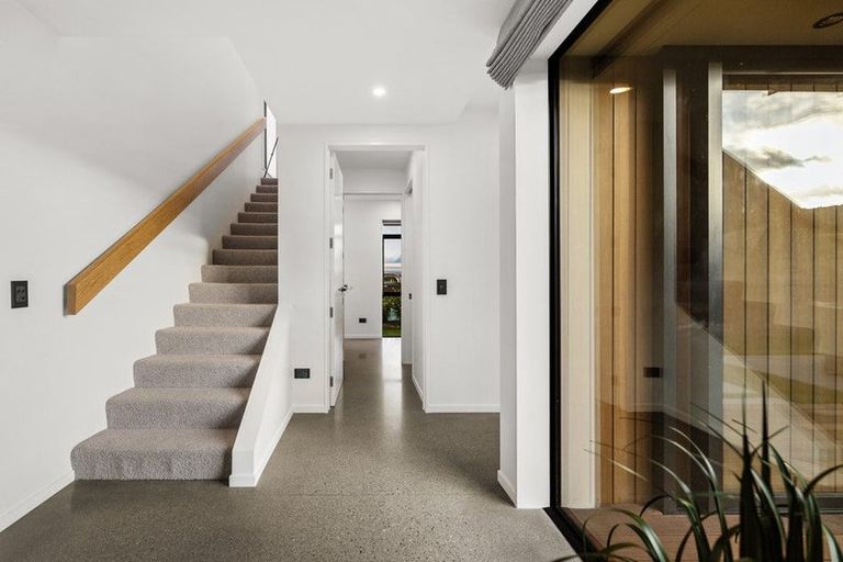 Photo of property in 69 Howden Drive, Jacks Point, 9371