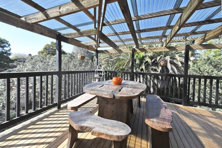 Photo of property in 57 Hauraki Road, Leigh, Warkworth, 0985