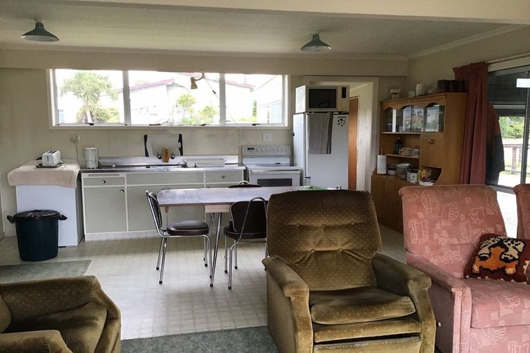 Photo of property in 21 Johnston Crescent, Haast, 7886