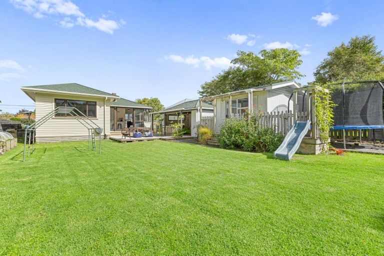 Photo of property in 123 Govett Avenue, Frankleigh Park, New Plymouth, 4310