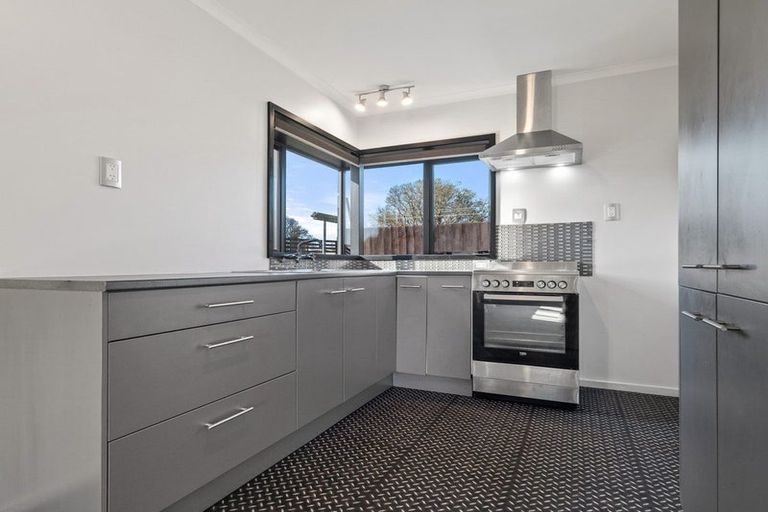 Photo of property in 47b Solomon Avenue, Redwood, Christchurch, 8051