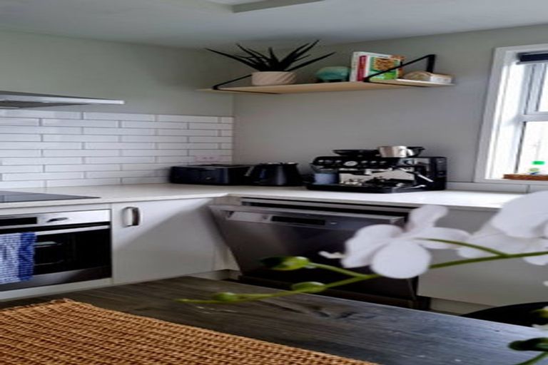 Photo of property in 1 Chain Place, Papamoa, 3118