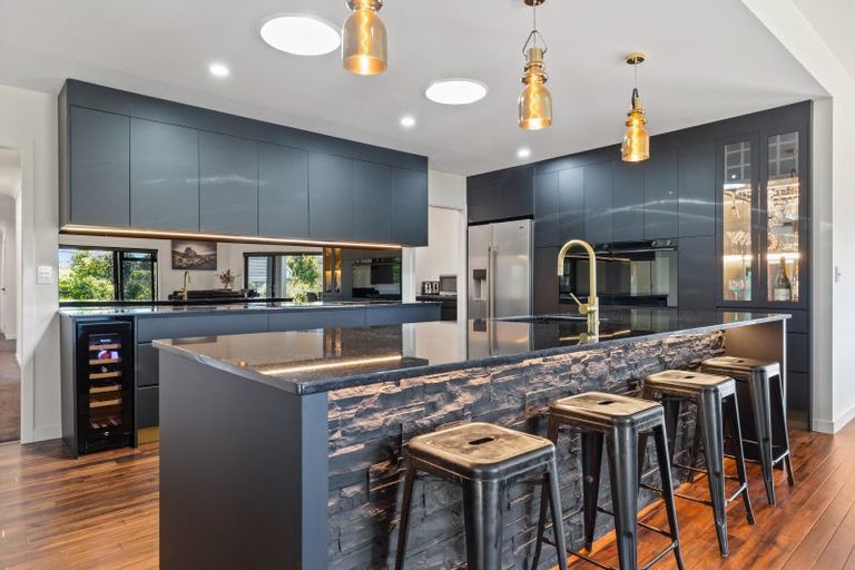 Photo of property in 35 Pinot Crescent, Ohau, 5570