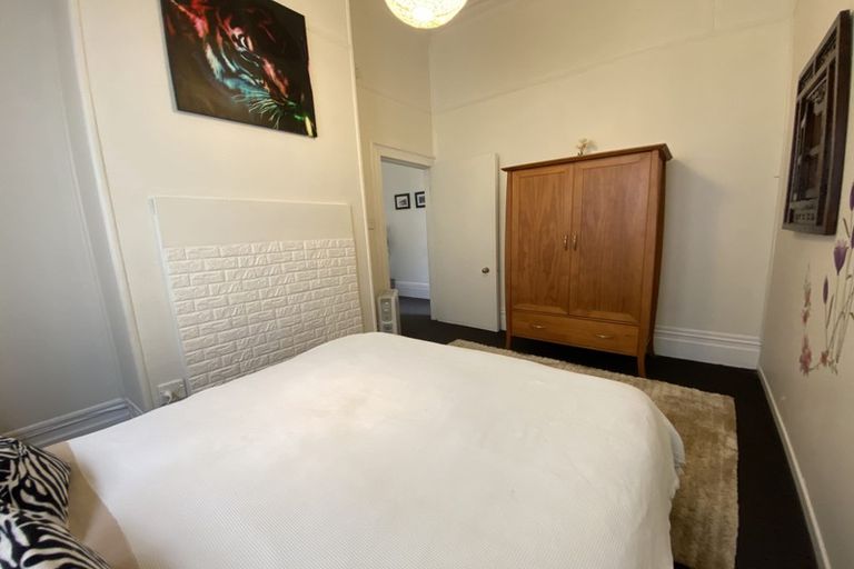 Photo of property in 156a Oriental Parade, Oriental Bay, Wellington, 6011