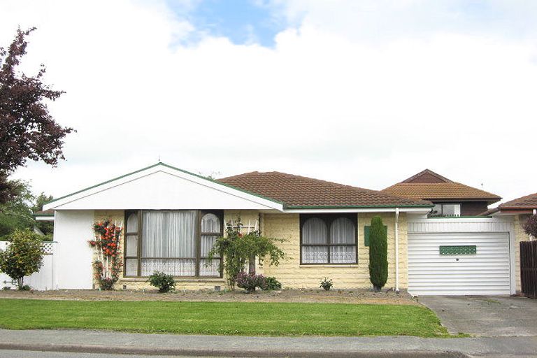 Photo of property in 5 Parkhouse Drive, Rangiora, 7400